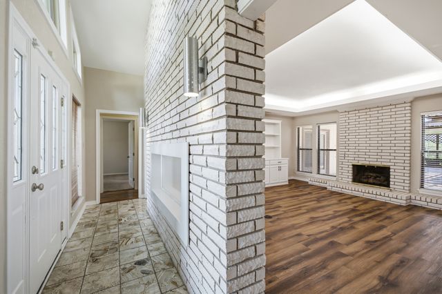 442 Brookfield Drive, Garland, TX 75040