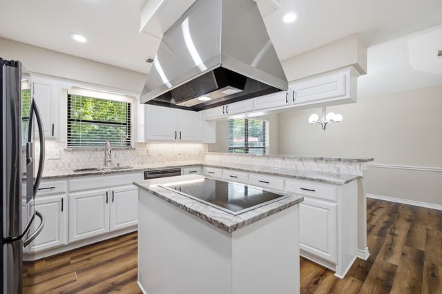 442 Brookfield Drive, Garland, TX 75040
