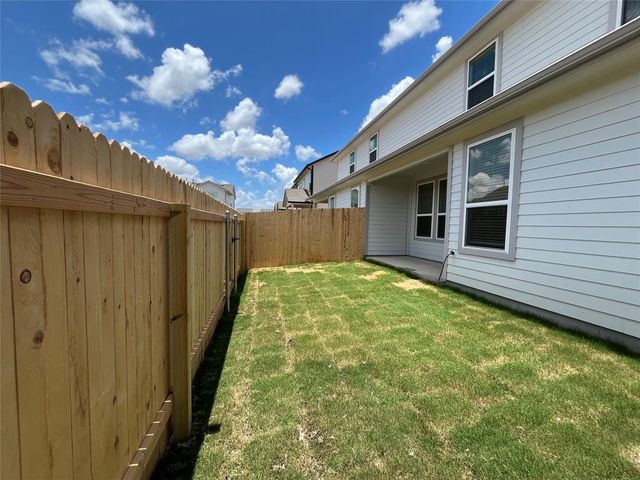 8521 Wellspring LOOP, Round Rock, TX 78665