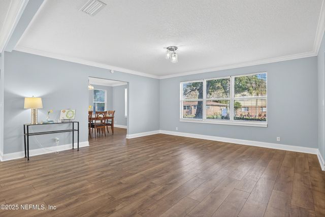 1808 STARWAN Road E, Jacksonville, FL 32211