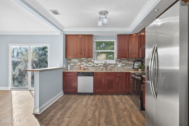 1808 STARWAN Road E, Jacksonville, FL 32211