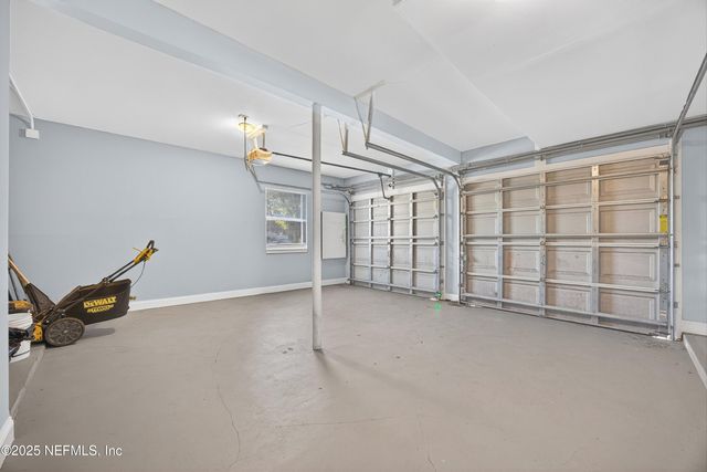 1808 STARWAN Road E, Jacksonville, FL 32211