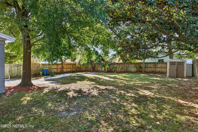 1808 STARWAN Road E, Jacksonville, FL 32211