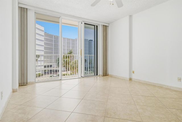 3580 S Ocean Boulevard 4c, South Palm Beach, FL 33480