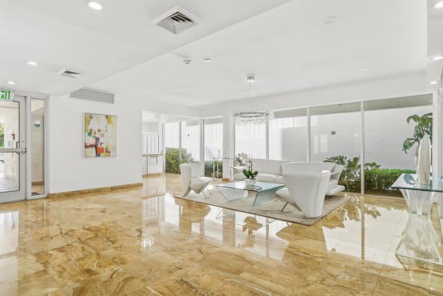 3580 S Ocean Boulevard 4c, South Palm Beach, FL 33480