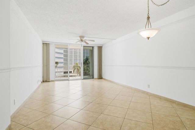 3580 S Ocean Boulevard 4c, South Palm Beach, FL 33480
