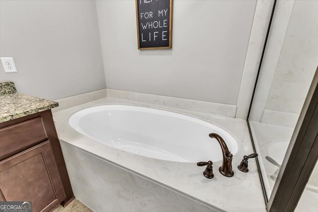 390 Wicklow Drive, Richmond Hill, GA 31324