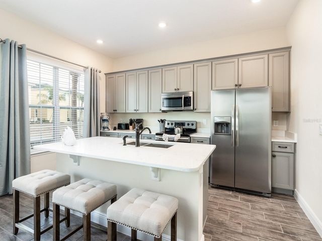 8081 DREAMSICLE DRIVE, Kissimmee, FL 34747