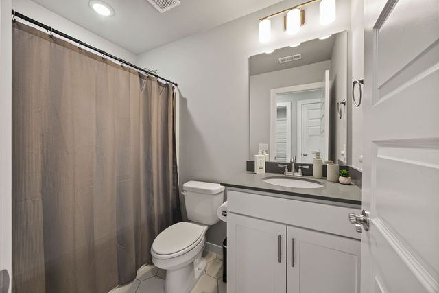 624 S Benchmark Lane, Fayetteville, AR 72704