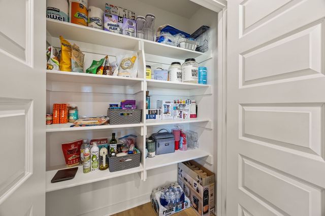 624 S Benchmark Lane, Fayetteville, AR 72704