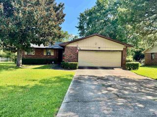 106 Williams Drive, Bonaire, GA 31005