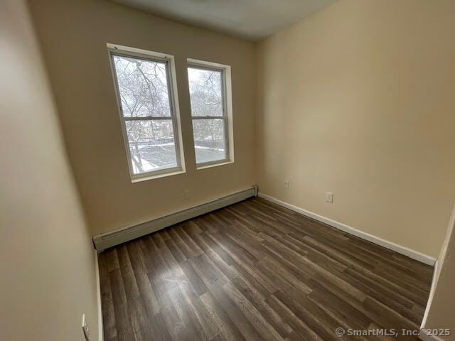 204-206 Magnolia Street 3L, Hartford, CT 06112
