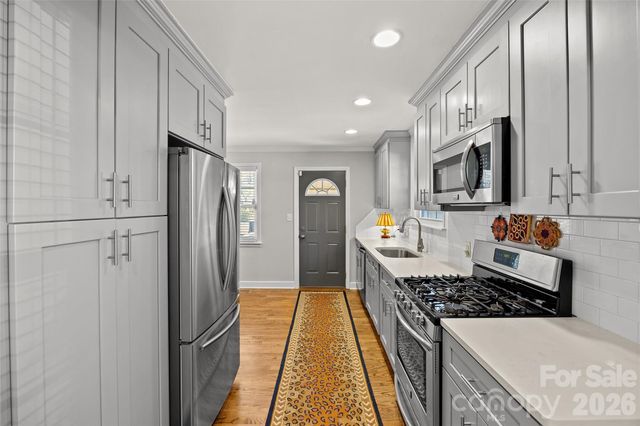 4828 Gilmore Drive, Charlotte, NC 28209