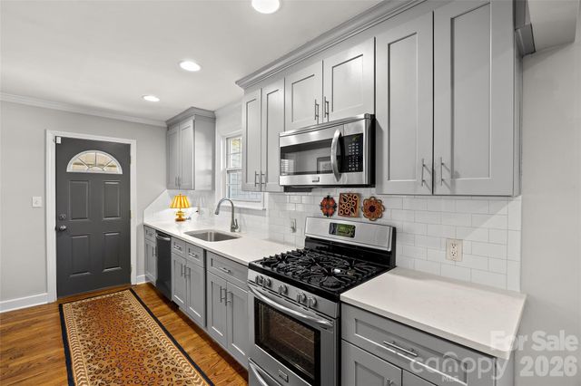 4828 Gilmore Drive, Charlotte, NC 28209