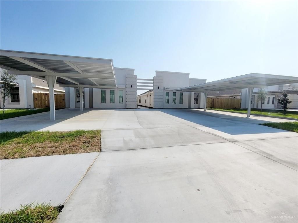 3808 Las Vistas Lane 1, Weslaco, TX 78596