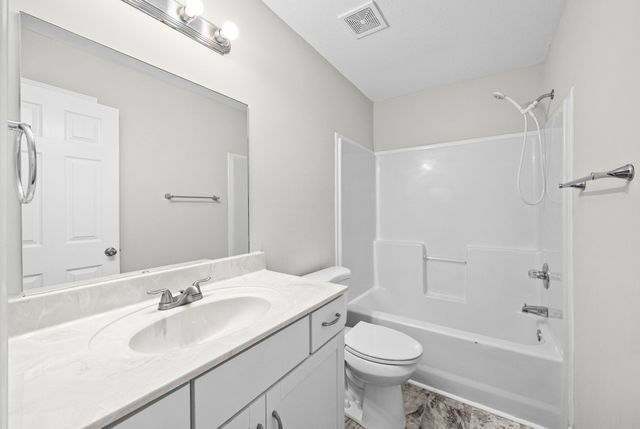 2774 Cascade Dr, Clarksville, TN 37042