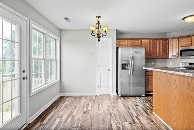 2774 Cascade Dr, Clarksville, TN 37042