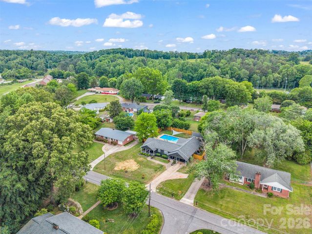 163 Tanner Street, Rutherfordton, NC 28193