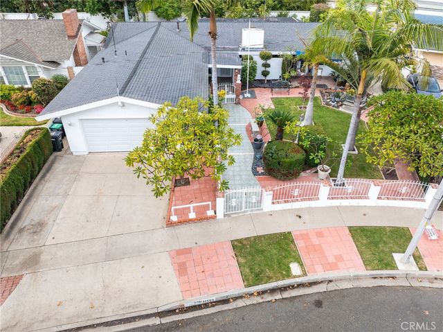 11101 Martha Ann Drive, Rossmoor, CA 90720