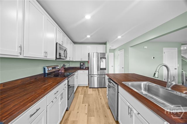 2 Flagler Drive, Savannah, GA 31419