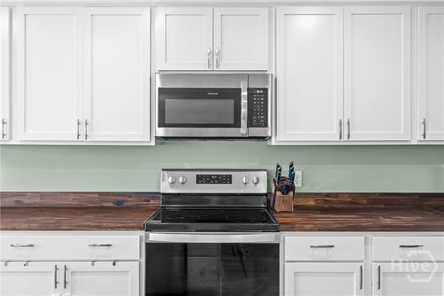 2 Flagler Drive, Savannah, GA 31419