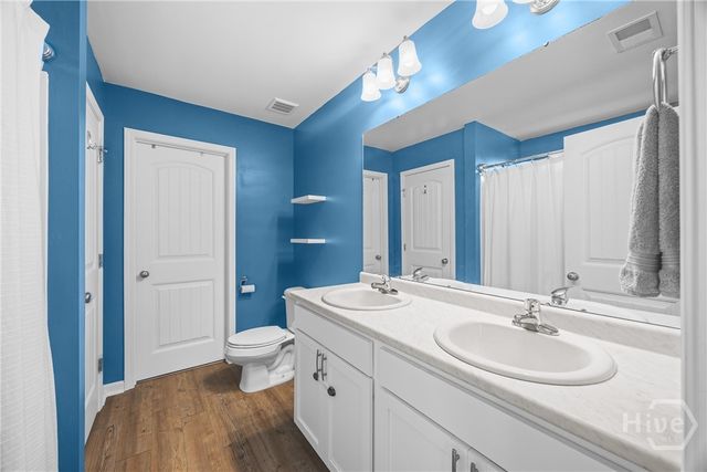 2 Flagler Drive, Savannah, GA 31419