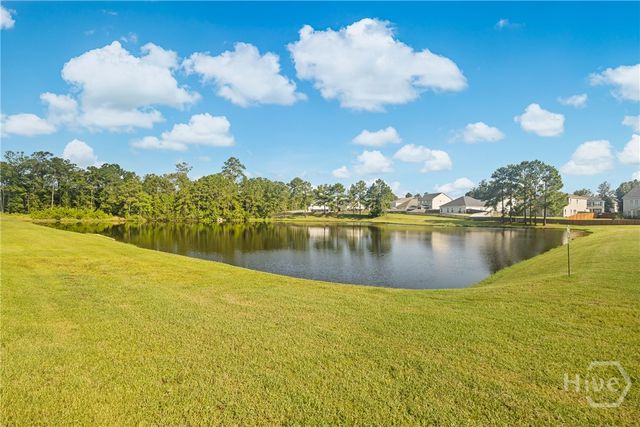 2 Flagler Drive, Savannah, GA 31419