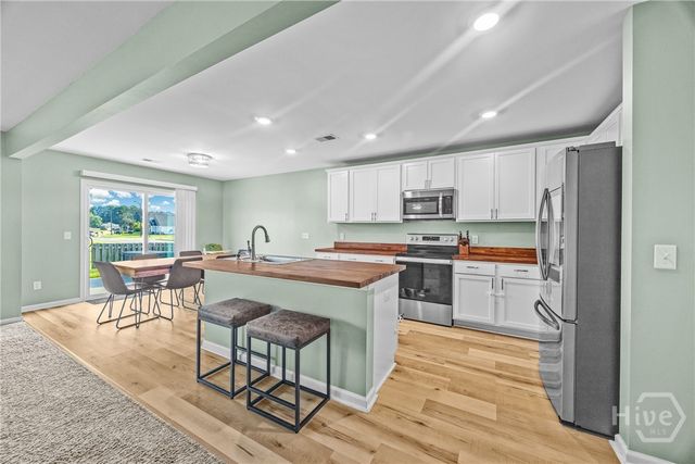 2 Flagler Drive, Savannah, GA 31419