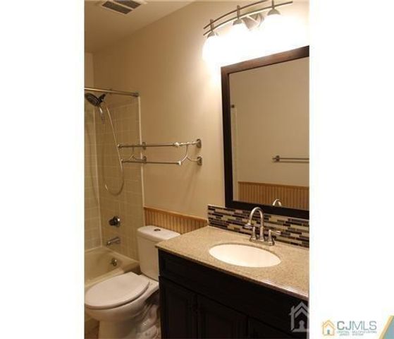 1201 Aspen Drive, Plainsboro, NJ 08536