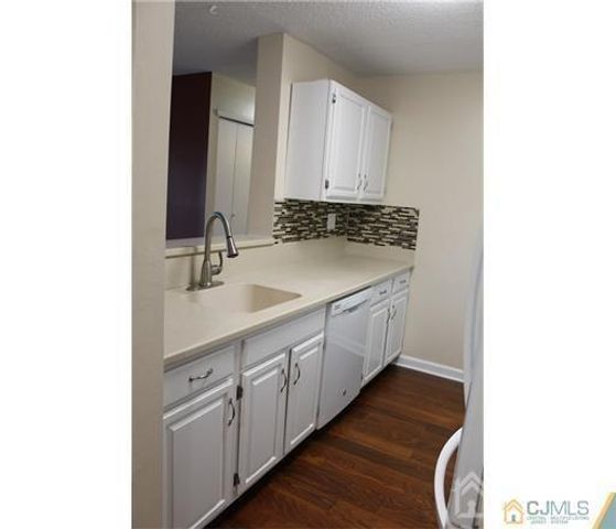 1201 Aspen Drive, Plainsboro, NJ 08536