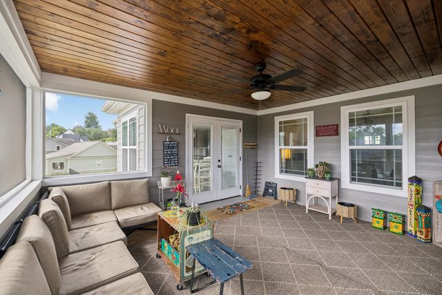 229 Running Oak Drive, Ringgold, GA 30736
