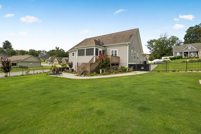 229 Running Oak Drive, Ringgold, GA 30736