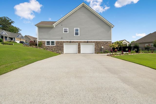 229 Running Oak Drive, Ringgold, GA 30736