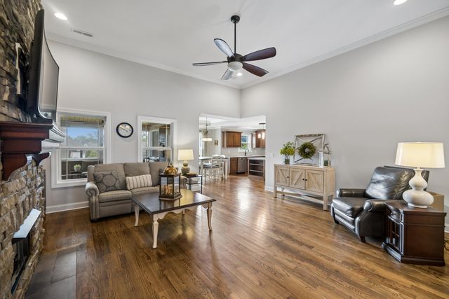 229 Running Oak Drive, Ringgold, GA 30736