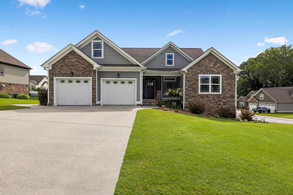 229 Running Oak Drive, Ringgold, GA 30736