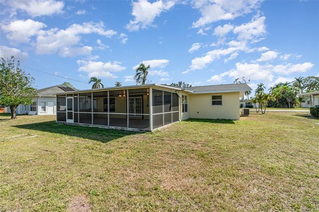 2225 ALDRIDGE AVENUE, Fort Myers, FL 33907