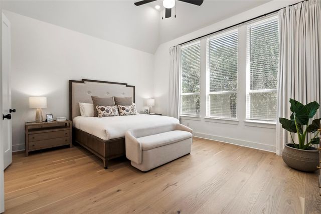 384 Leaning Rock RDG, Austin, TX 78737