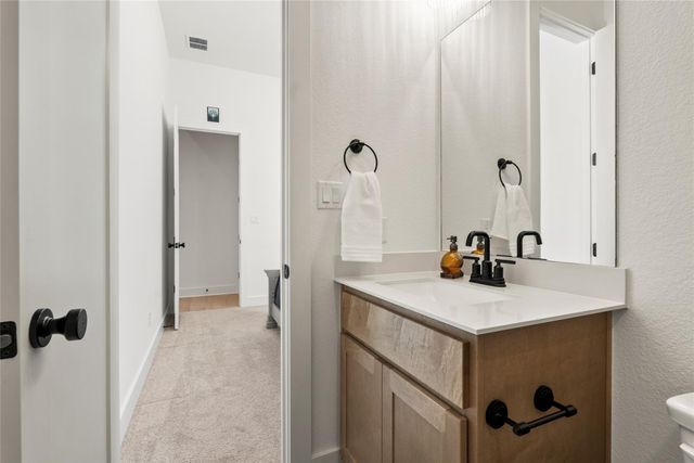 384 Leaning Rock RDG, Austin, TX 78737