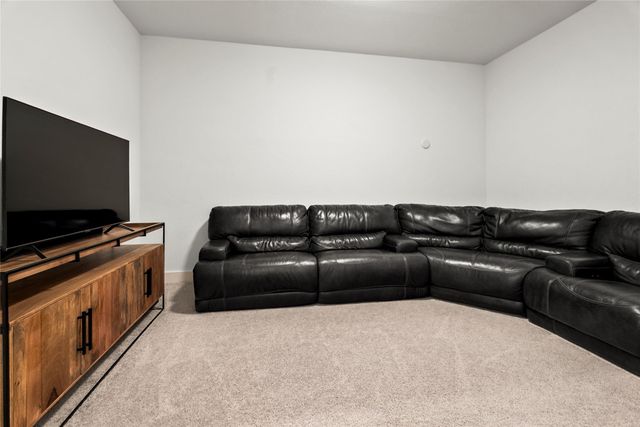 384 Leaning Rock RDG, Austin, TX 78737