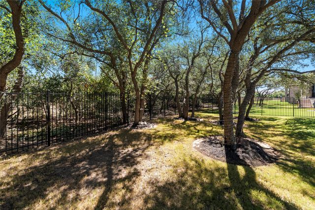 384 Leaning Rock RDG, Austin, TX 78737