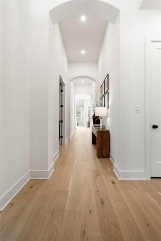 384 Leaning Rock RDG, Austin, TX 78737