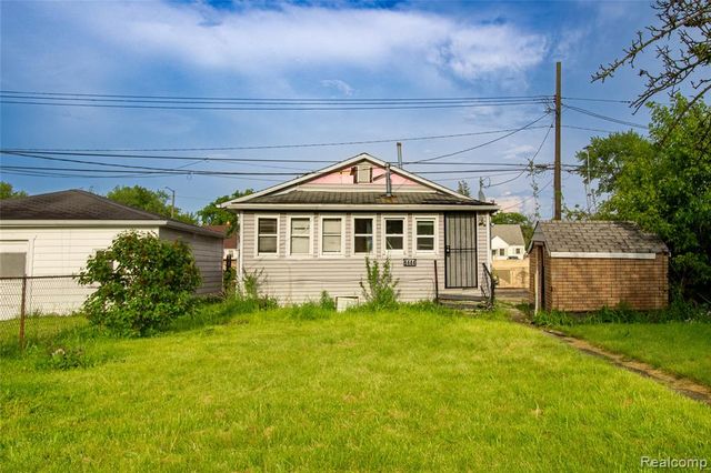 6444 Ashton Avenue, Detroit, MI 48228