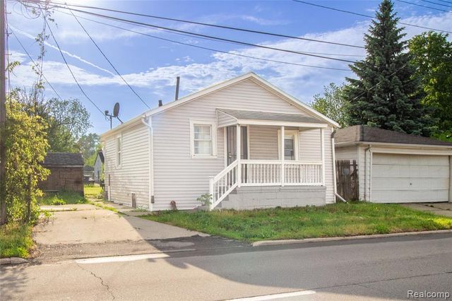 6444 Ashton Avenue, Detroit, MI 48228