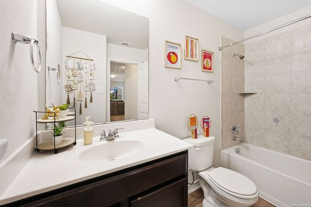 1538 India Agate, San Antonio, TX 78245