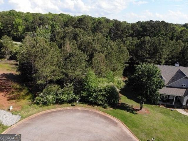 104 Landings Way, Lagrange, GA 30240