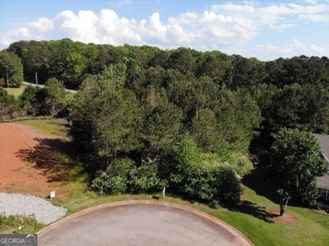 104 Landings Way, Lagrange, GA 30240