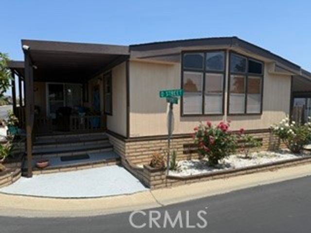 19009 S Laurel Park Rd 404, Compton, CA 90220