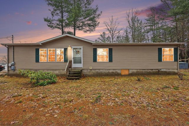 1799 N Lakeview Drive, Mears, MI 49436