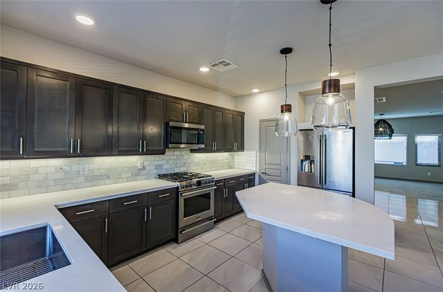 8089 Misty Canyon Avenue, Las Vegas, NV 89113