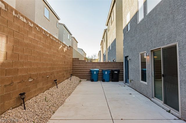 8089 Misty Canyon Avenue, Las Vegas, NV 89113